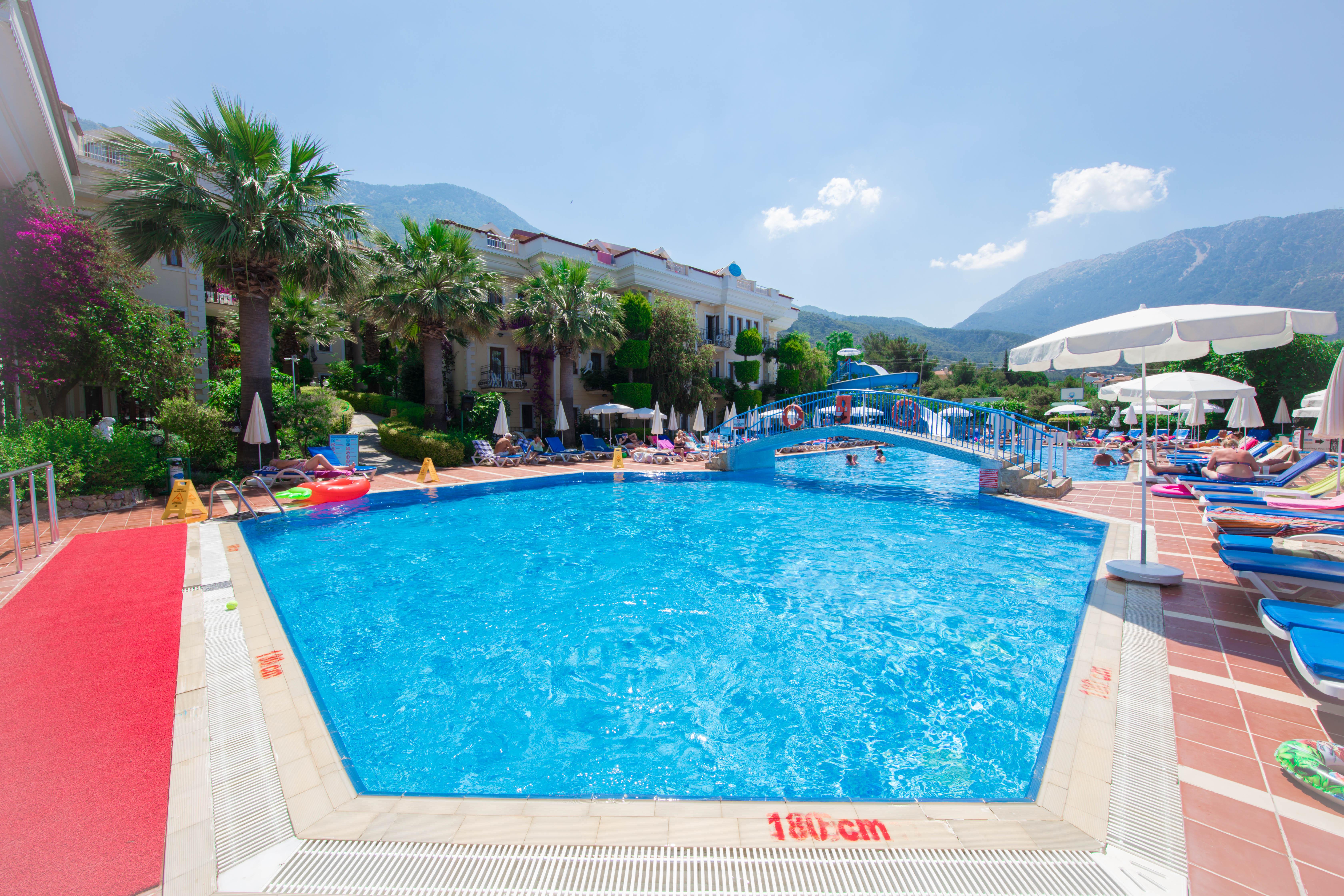 Yel Holiday Resort โอลลุนเดนิซ ภายนอก รูปภาพ